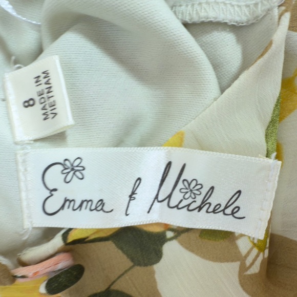 Emma & Michele Vibrant Yellow and Green Casual Dress - Picture 3 of 4